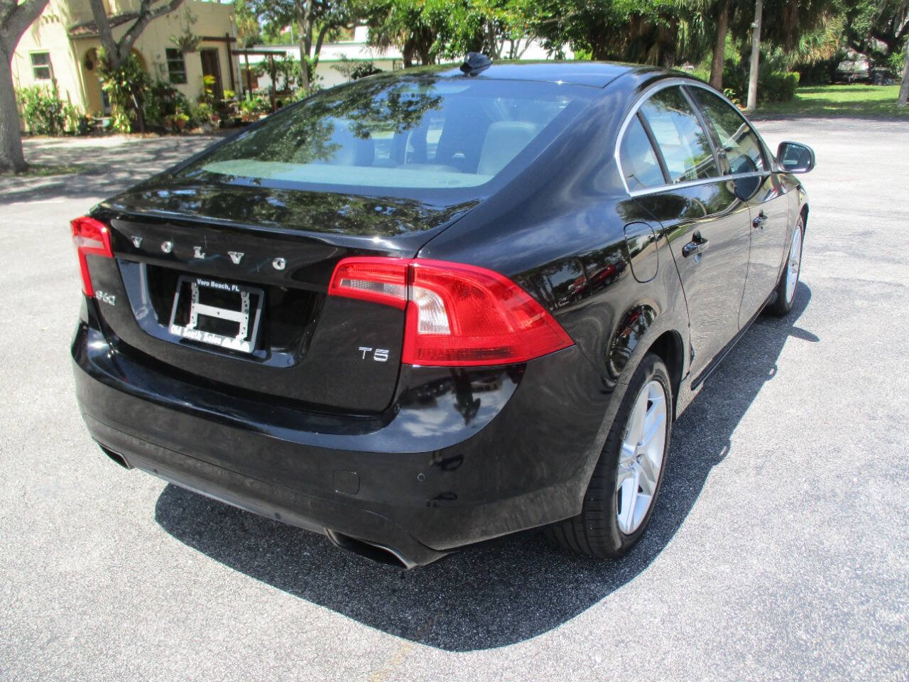 Used 2015 Volvo S60 T5 Premier w/ Convenience Package FWD image 9