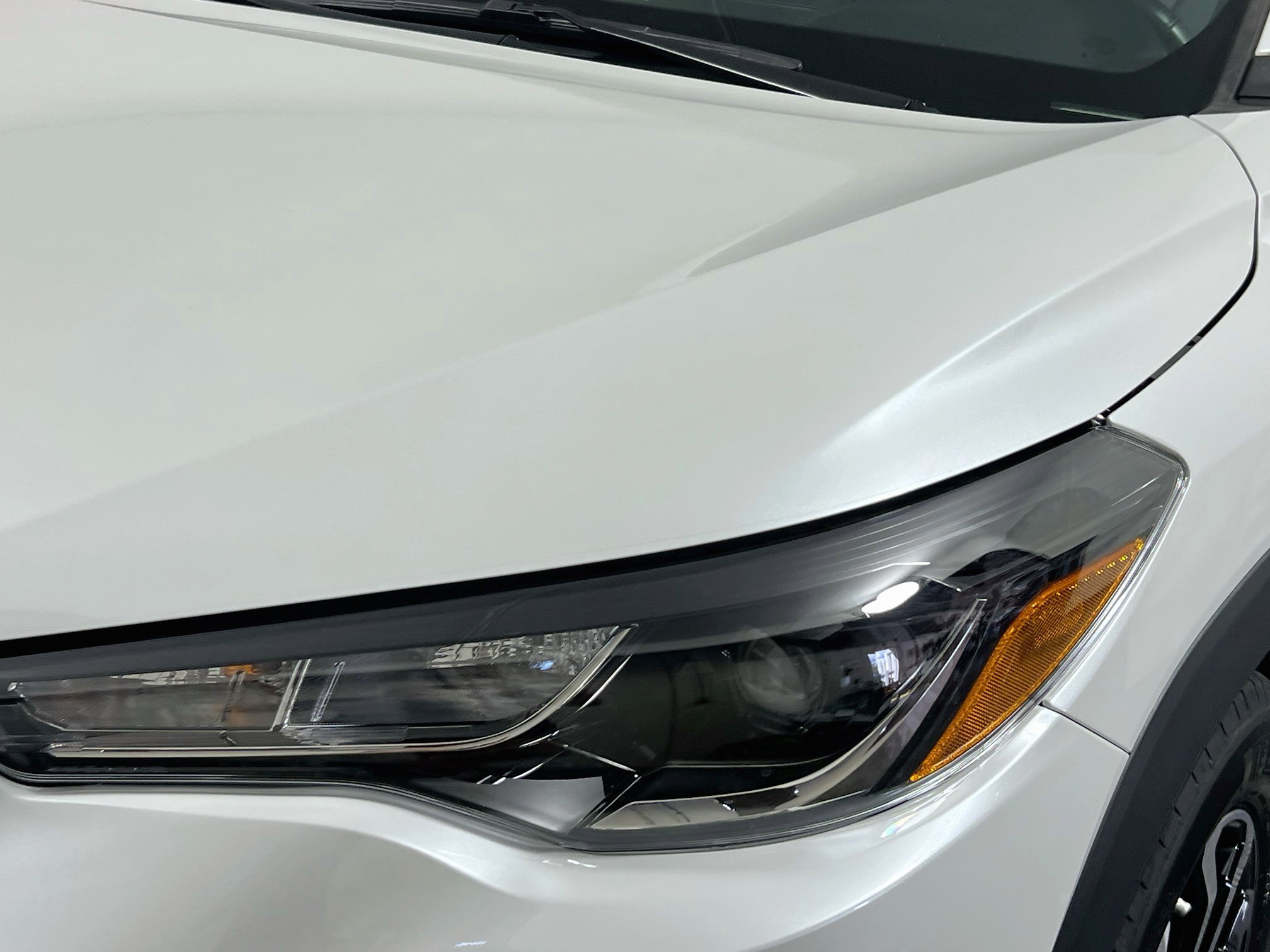 Used 2023 Toyota Corolla Cross AWD Hybrid image 11