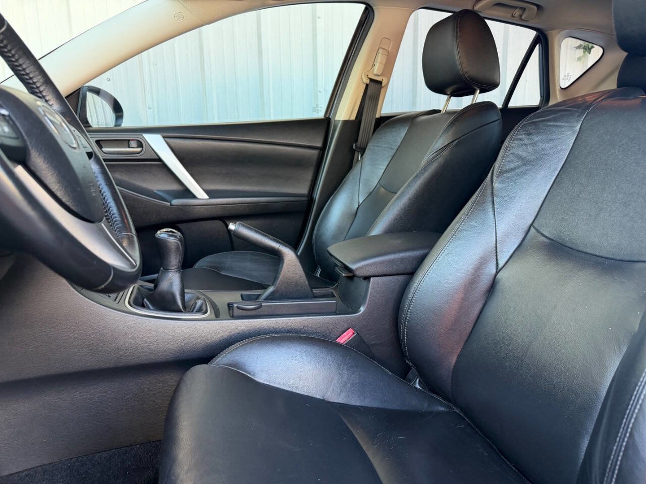 Used 2013 MAZDA MAZDA3 i Grand Touring w/ Tech Pkg image 17