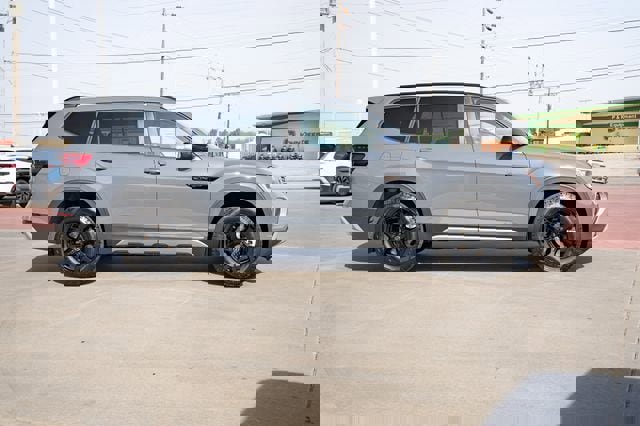 New 2026 Volkswagen Atlas Peak Edition image 7