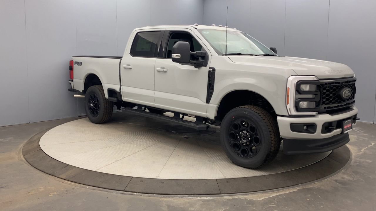 New 2026 Ford F350 XLT w/ XLT Premium Package AWD/4WD image 7