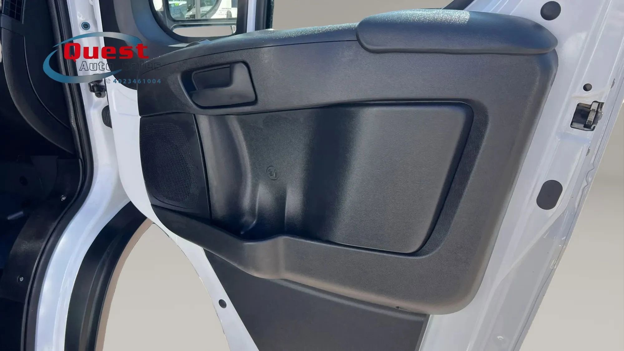 Used 2025 RAM ProMaster 2500 w/ Convenience Group FWD image 19