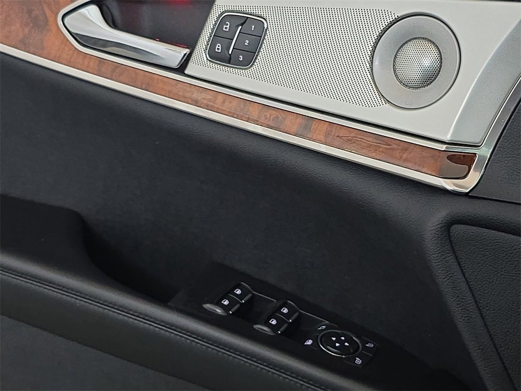 Used 2019 Lincoln Nautilus Reserve w/ Ultimate Package image 30