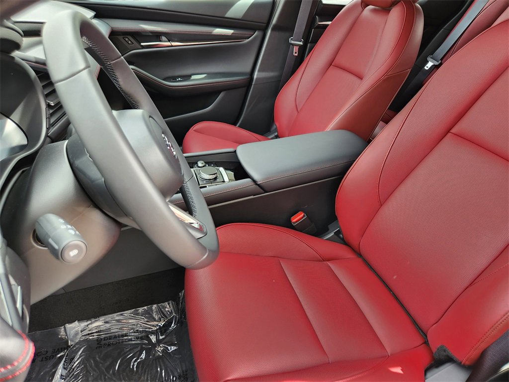 New 2025 MAZDA MAZDA3 Carbon image 12