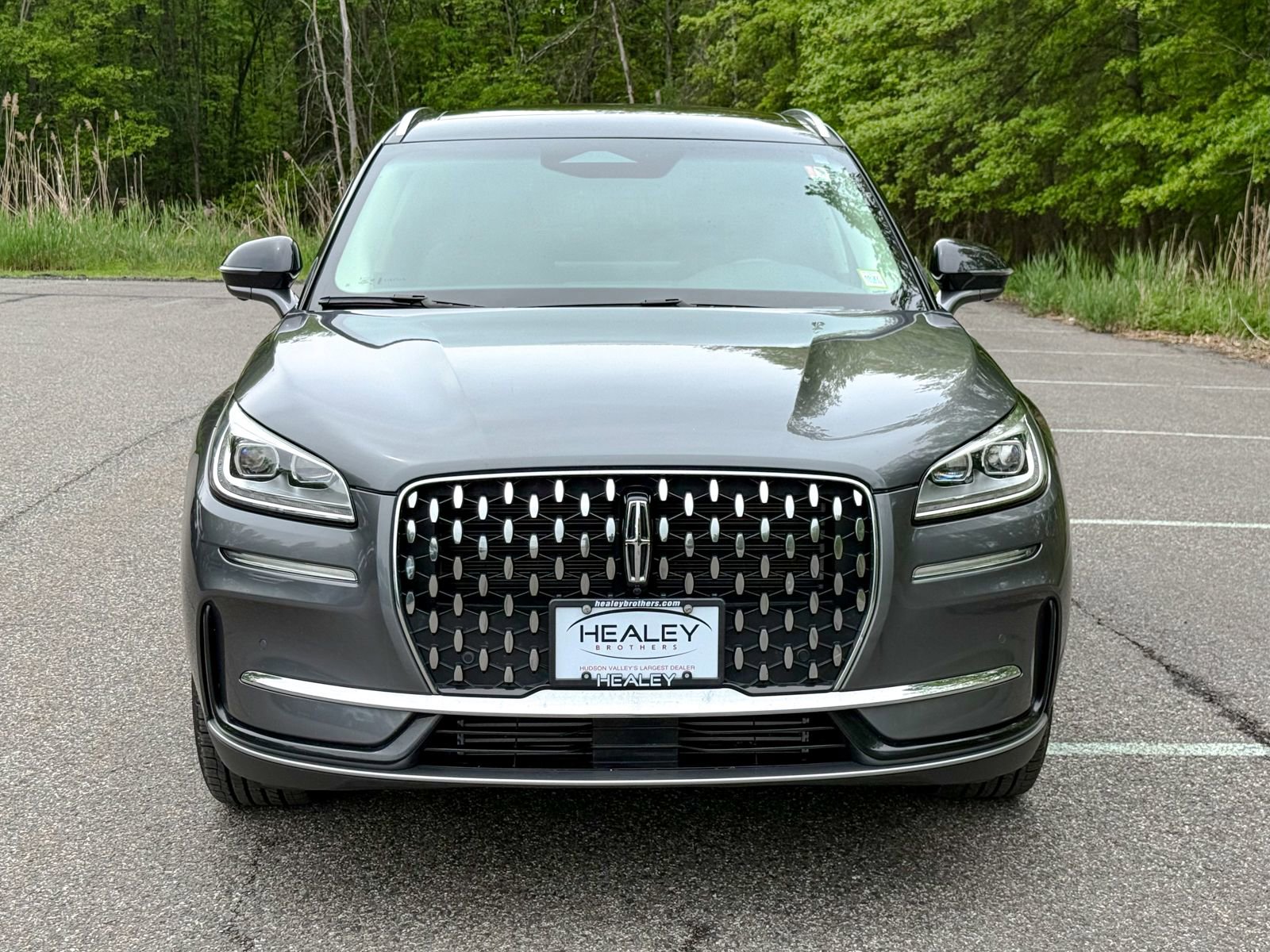 Used 2023 Lincoln Corsair Reserve w/ Equipment Group 201A AWD/4WD image 2
