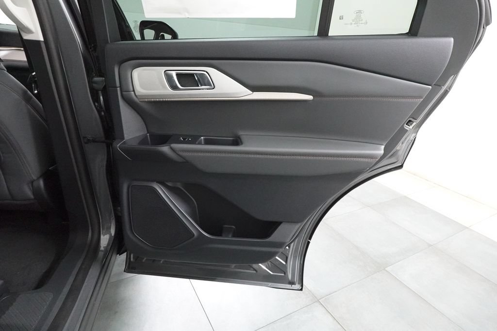 New 2026 Ford Explorer Active w/ Active Comfort Package AWD/4WD image 30
