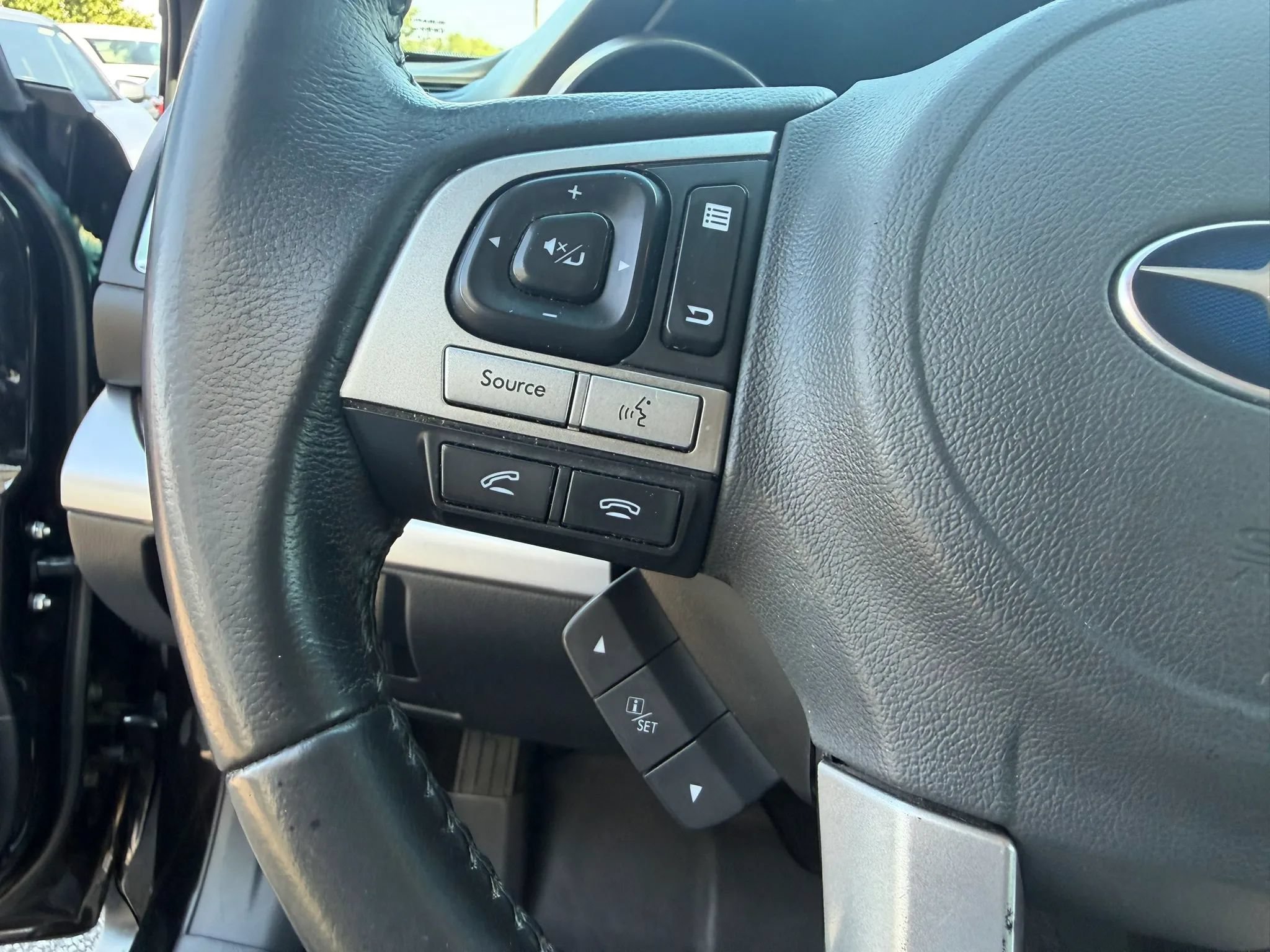 Used 2015 Subaru Outback 2.5i Limited AWD/4WD image 43