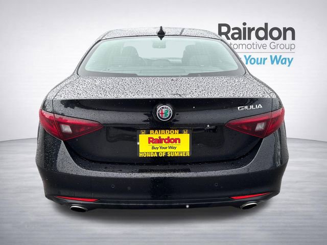 Used 2019 Alfa Romeo Giulia w/ Cold Weather Package RWD image 6