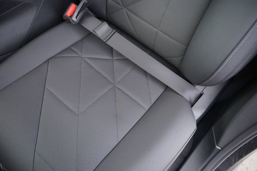 New 2026 BMW iX xDrive60 image 8