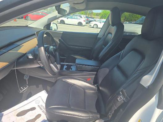 Used 2021 Tesla Model Y Long Range AWD/4WD image 7