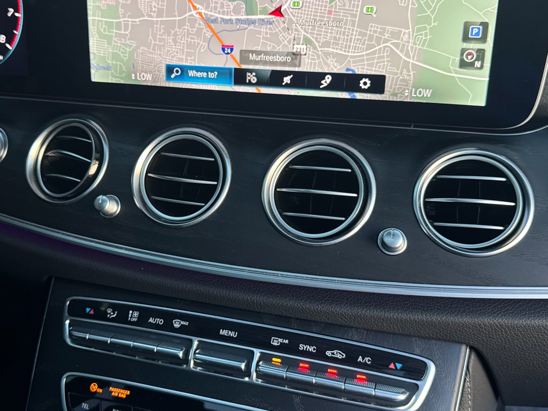 Used 2022 Mercedes-Benz E 350 Sedan image 34