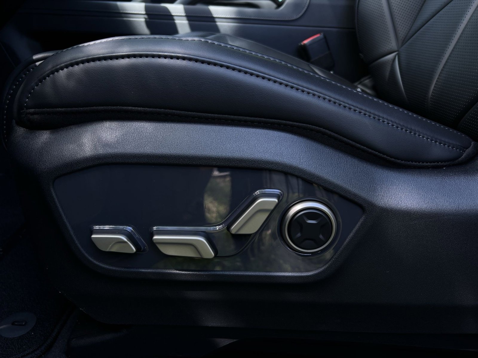 New 2027 Kia Telluride SX FWD image 38