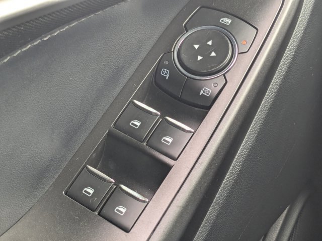 Used 2020 Ford Explorer XLT image 24