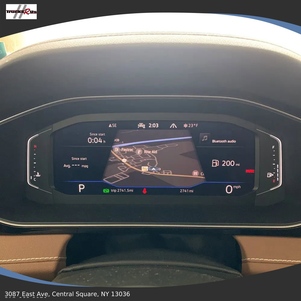 Used 2025 Volkswagen Jetta SEL image 19