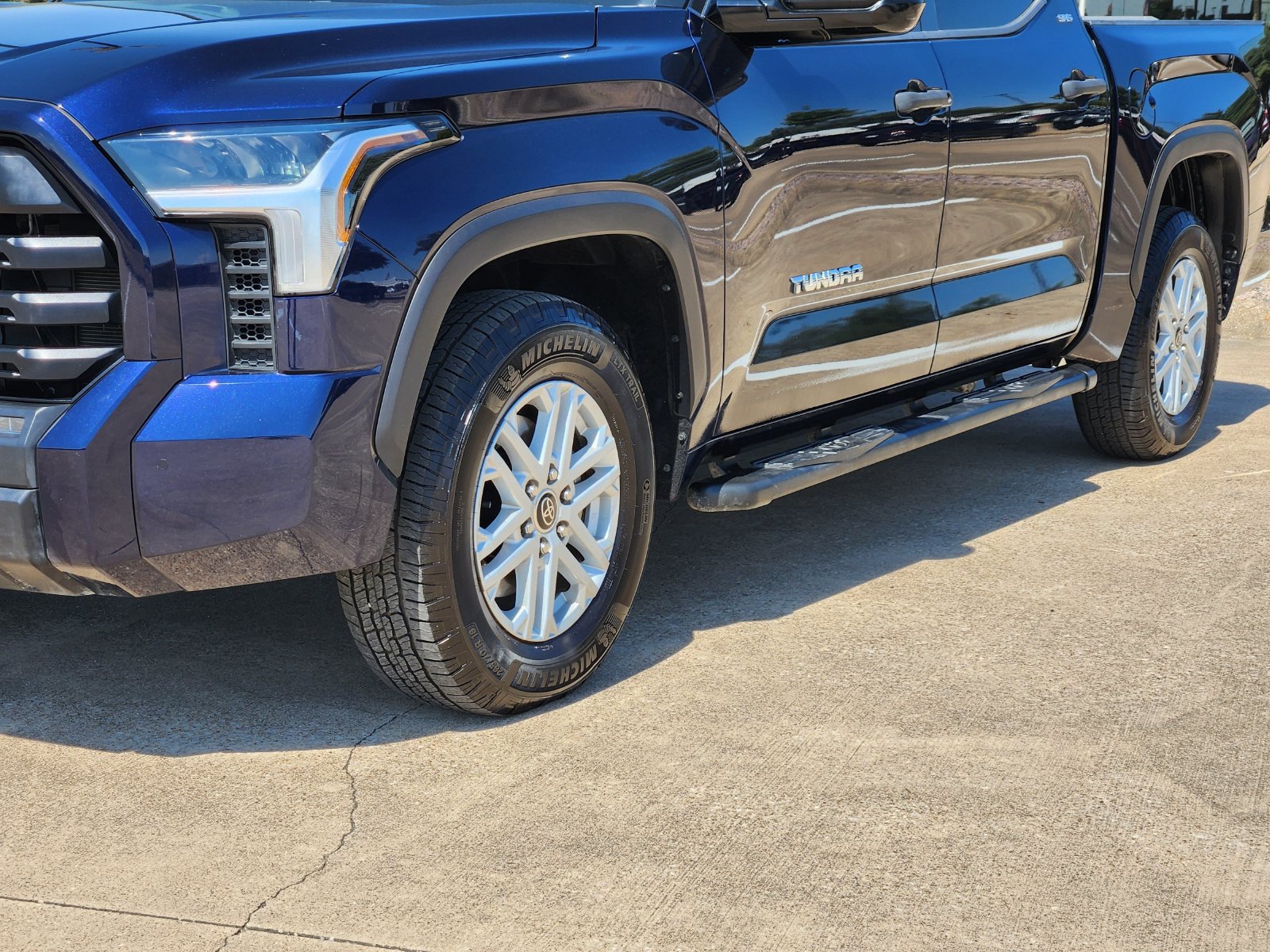 Used 2022 Toyota Tundra SR5 w/ Convenience Package RWD image 12