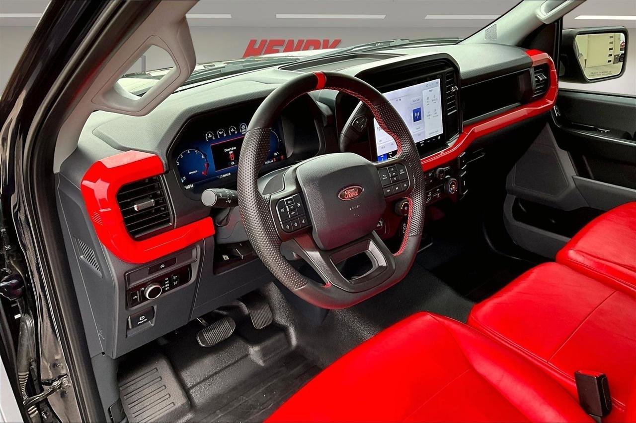 Used 2025 Ford F150 XL RWD image 19