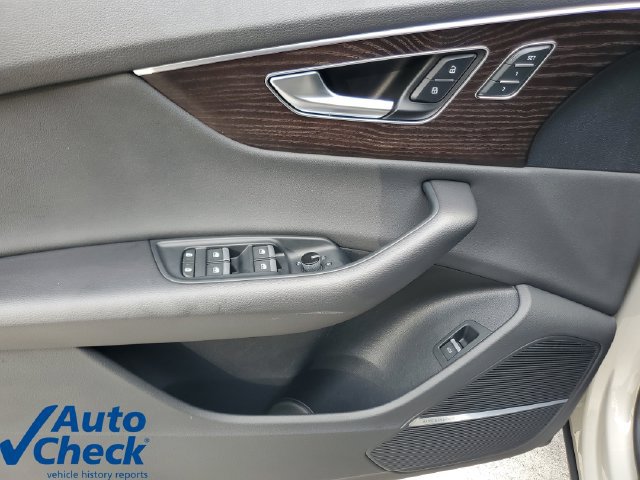 Used 2021 Audi Q8 Premium Plus w/ Premium Plus Package AWD/4WD image 21