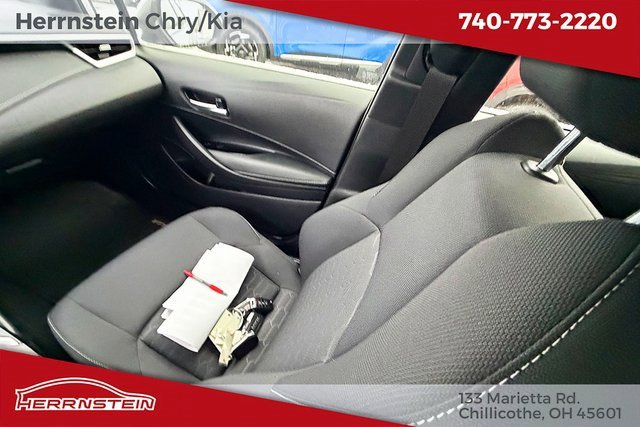 Used 2024 Toyota Corolla SE image 11