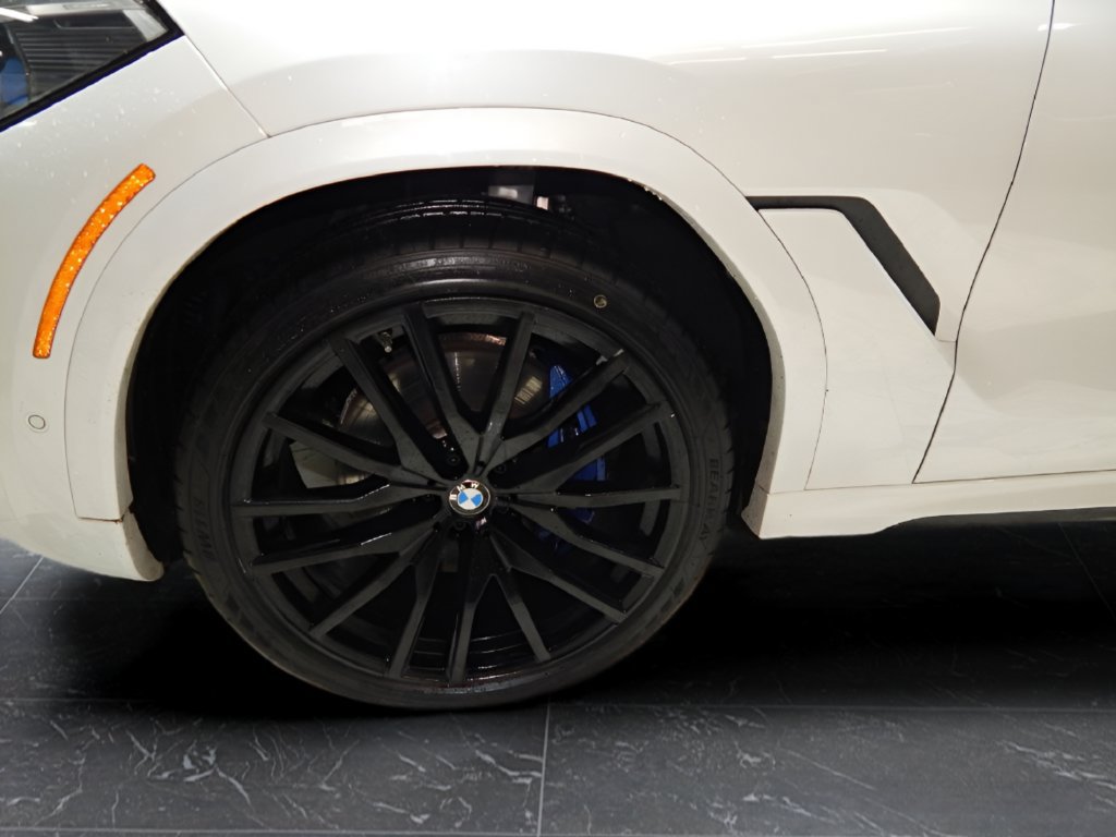 Used 2021 BMW X6 xDrive40i AWD/4WD image 31