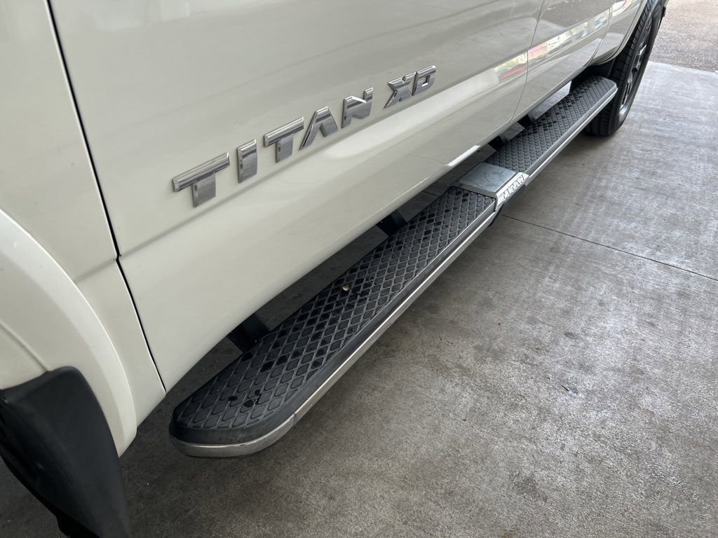Used 2019 Nissan Titan PRO-4X w/ Pro-4x Convenience Package image 15