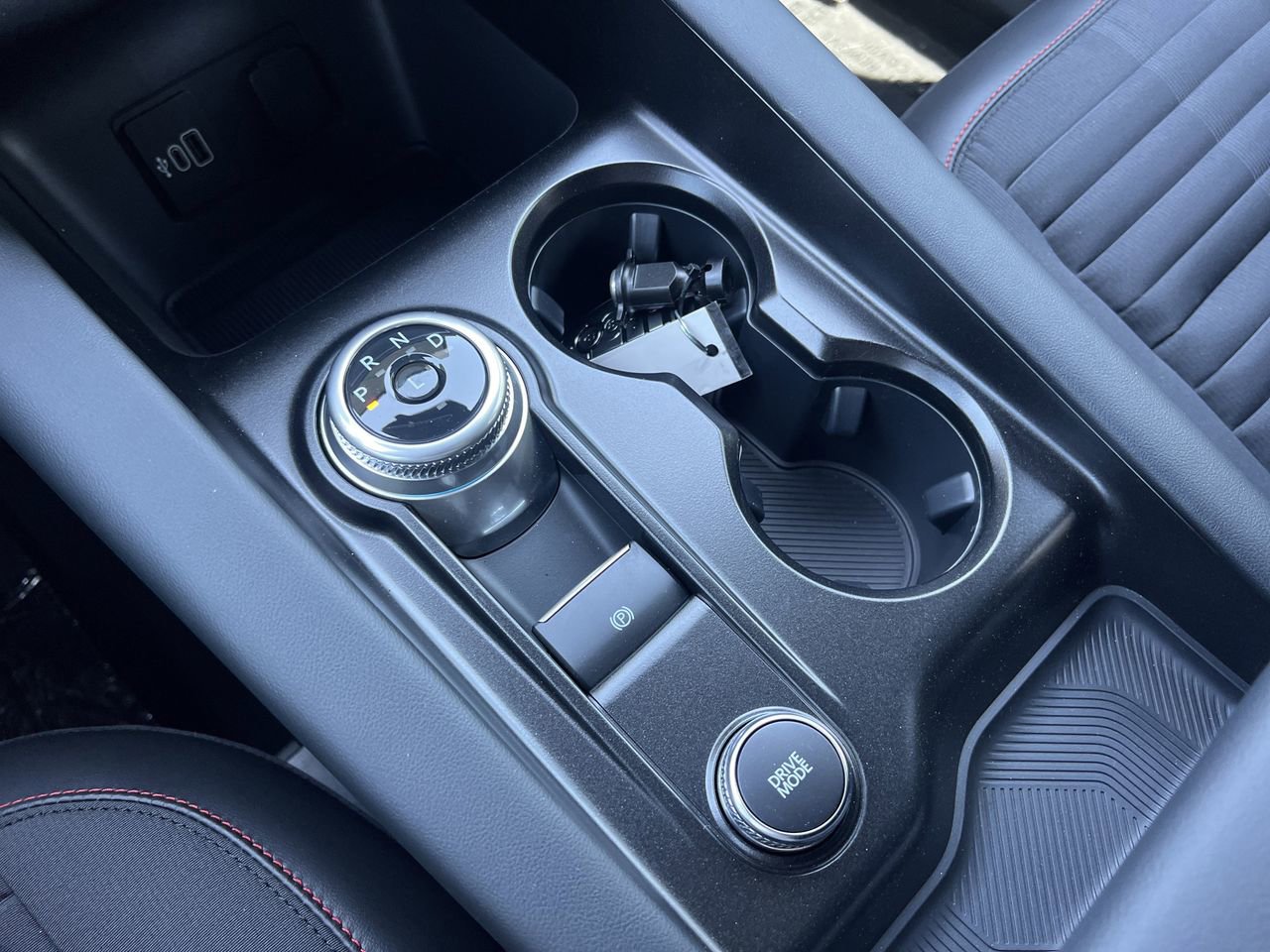 New 2026 Ford Explorer ST-Line image 8