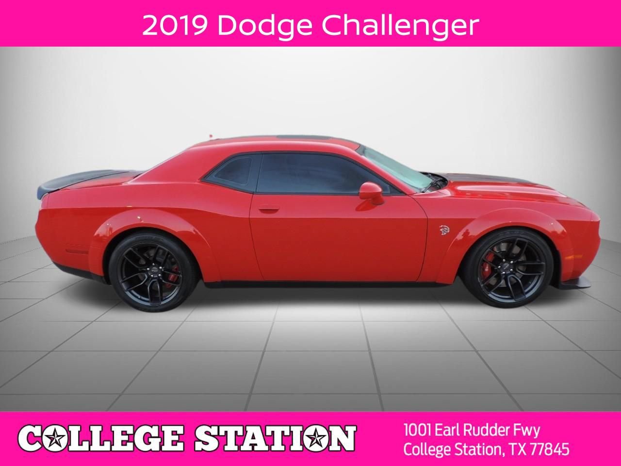 Used 2019 Dodge Challenger SRT Hellcat RWD image 2