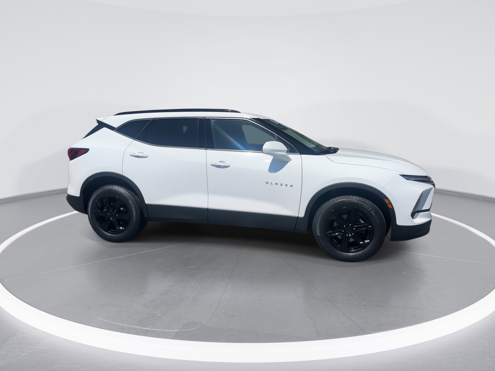 Used 2024 Chevrolet Blazer LT w/ Convenience Package image 10