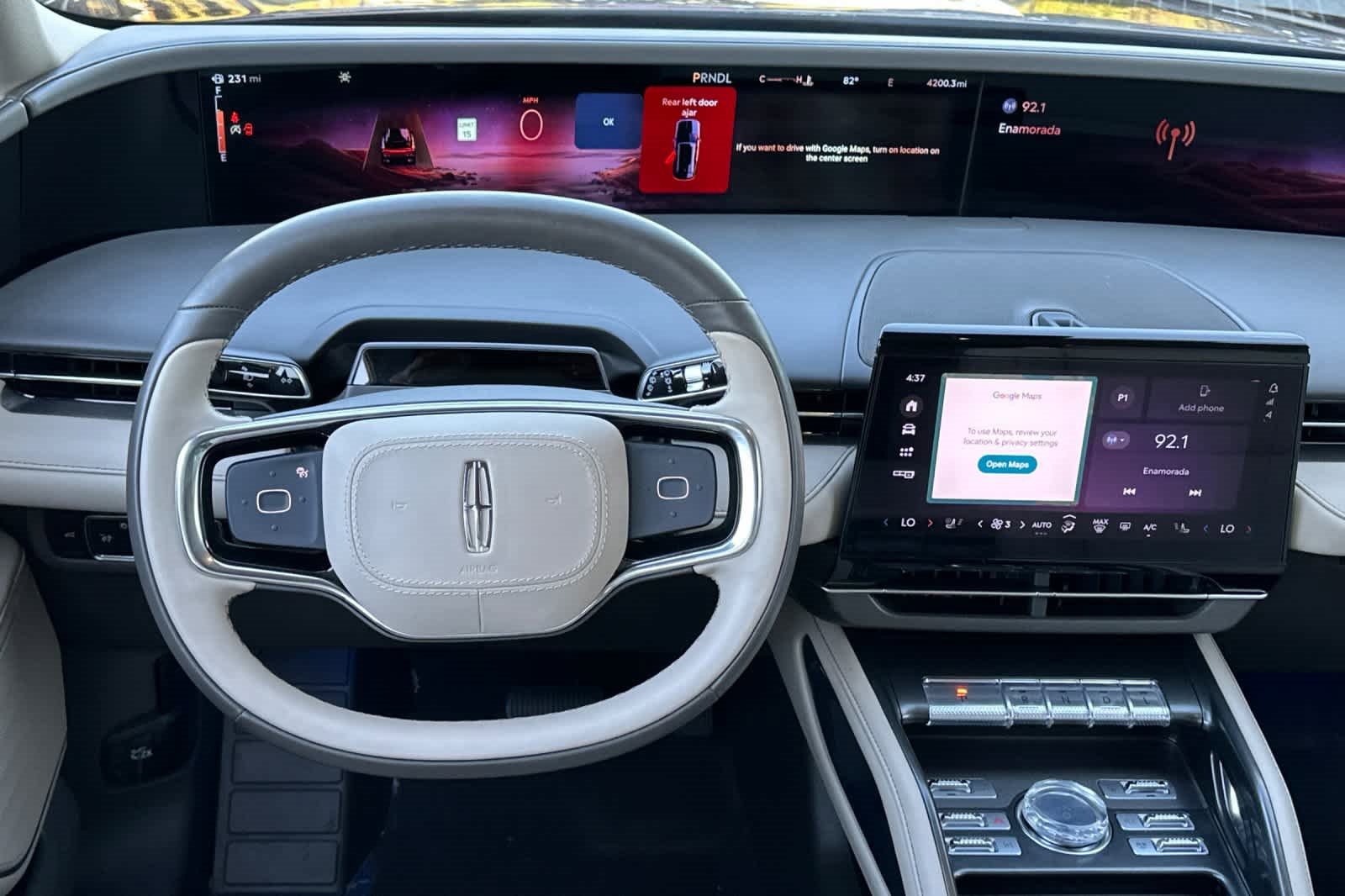 Used 2025 Lincoln Nautilus Premier image 14