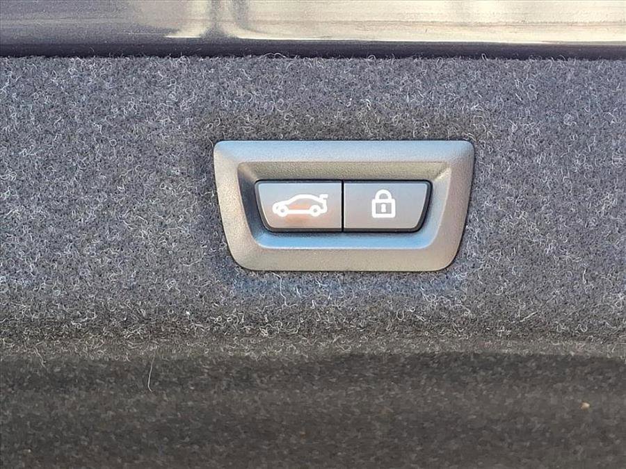 Used 2019 BMW 540i xDrive image 15