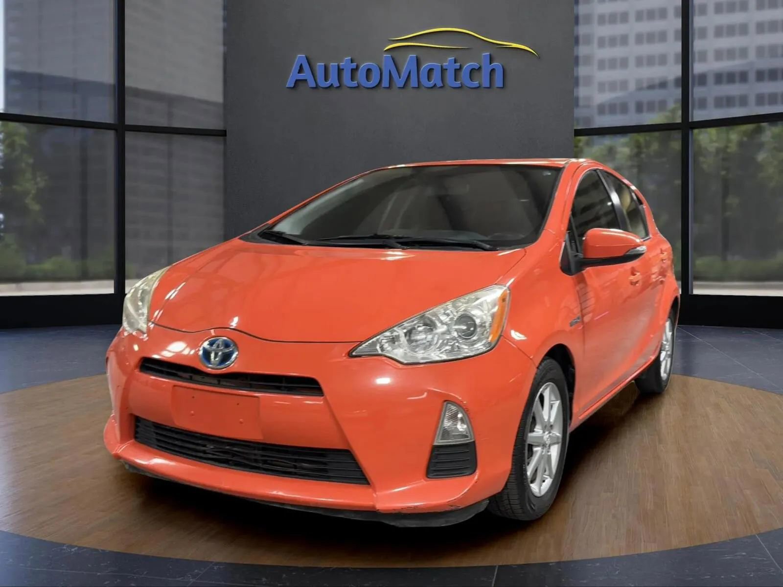 Used 2013 Toyota Prius C Three image 3