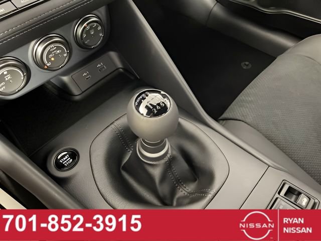 New 2025 Nissan Z Performance w/ Floor Mat Package image 2