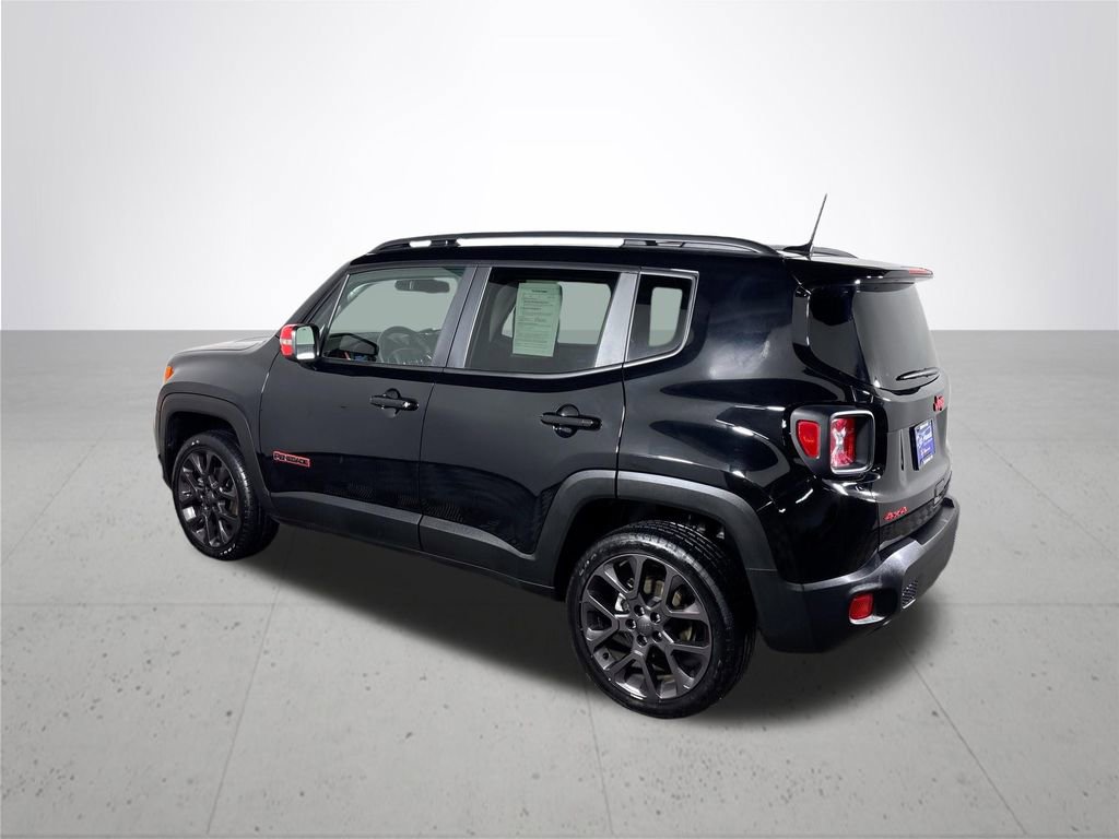 Used 2023 Jeep Renegade Latitude w/ Sun/Sound Group image 8