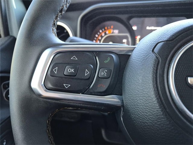 Used 2024 Jeep Wrangler Sahara image 27