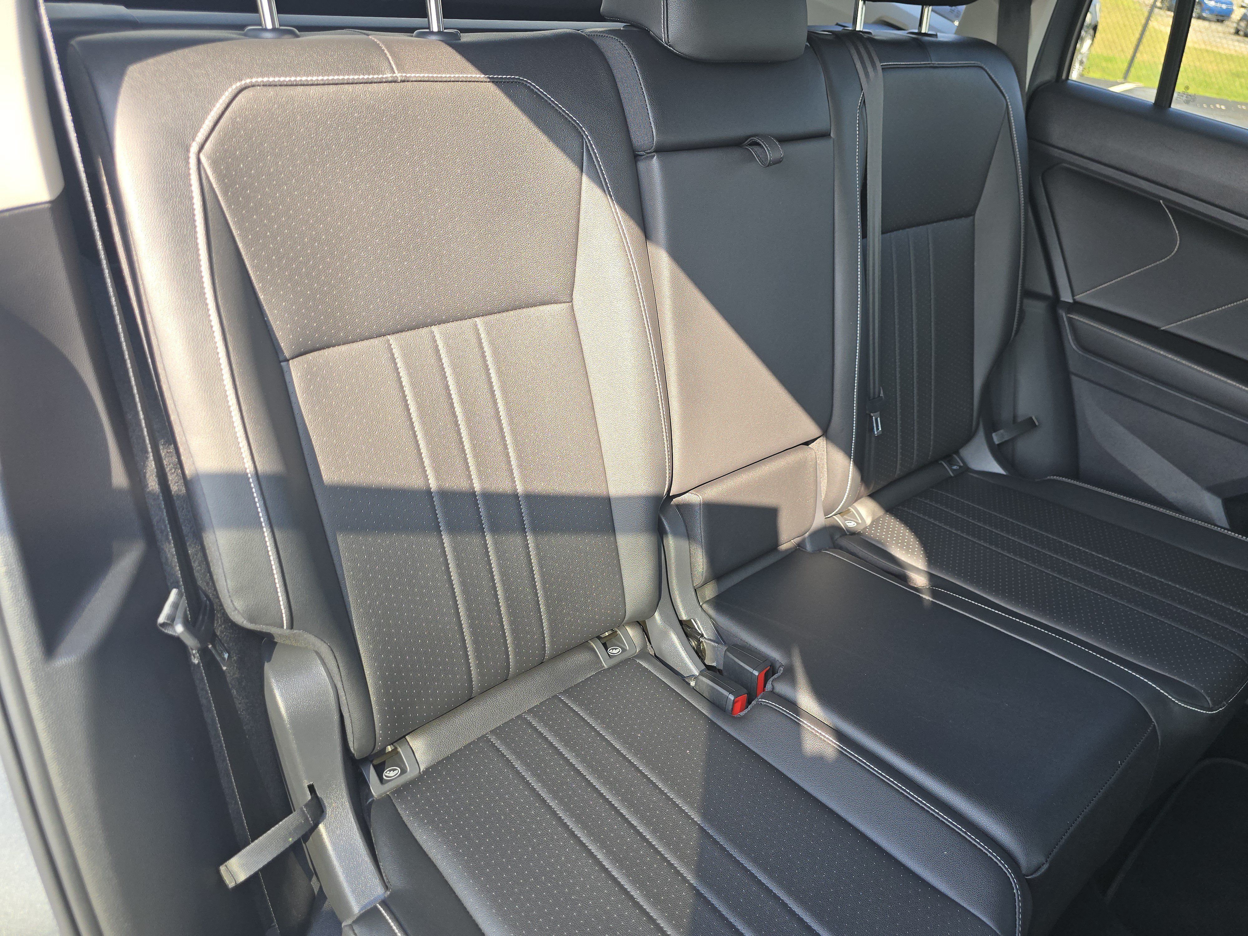 Certified 2023 Volkswagen Tiguan SE AWD/4WD image 18