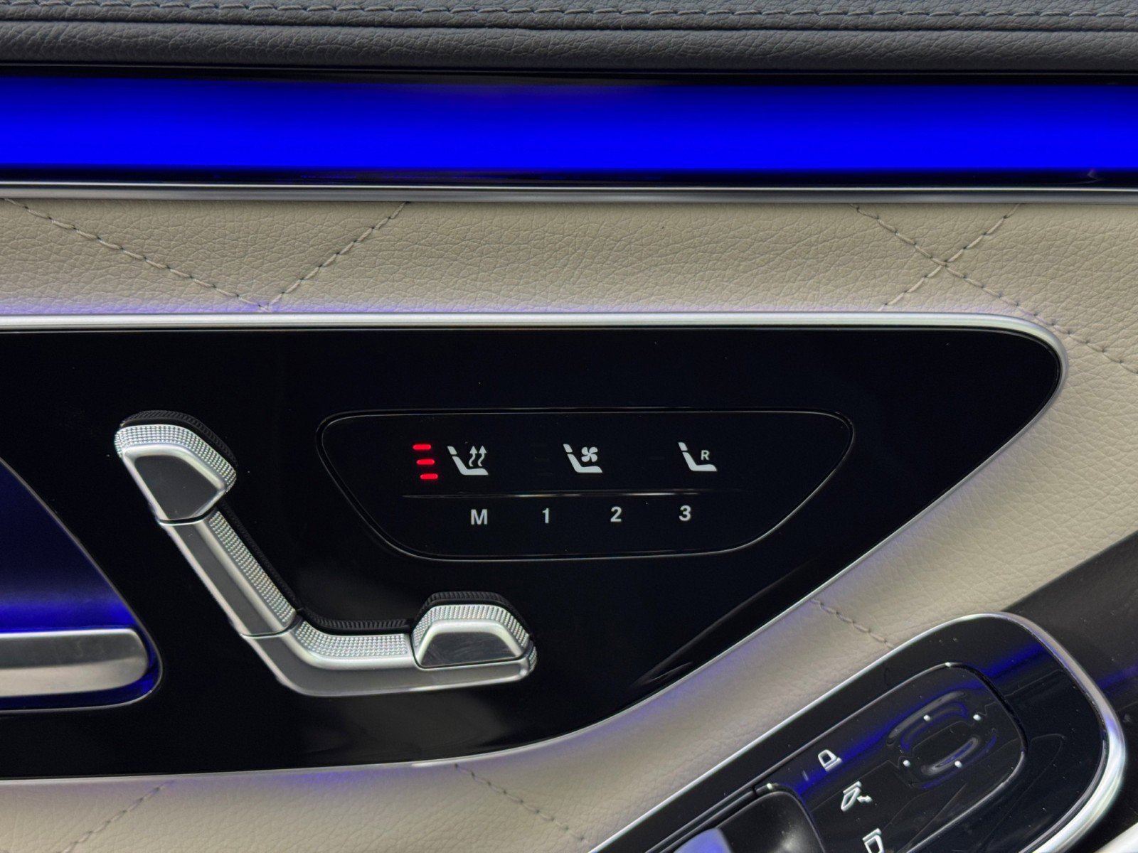 Used 2022 Mercedes-Benz S 580 4MATIC Sedan image 18
