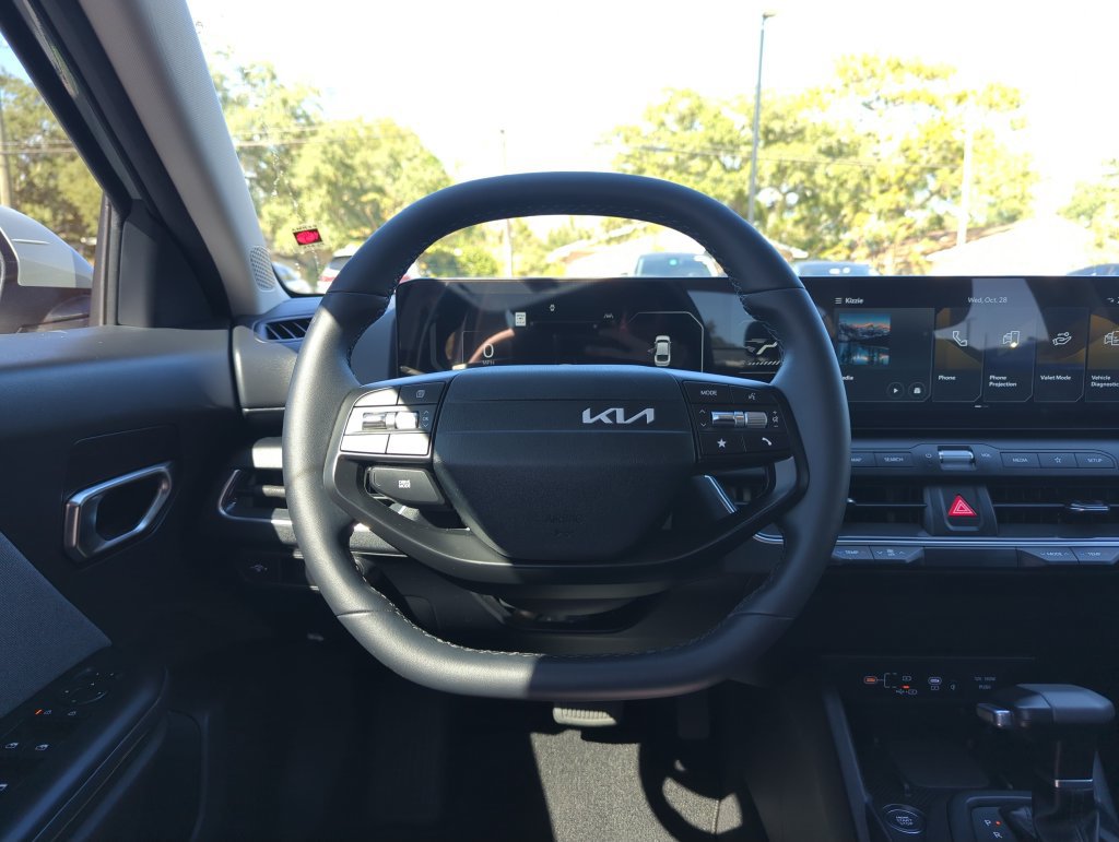 Used 2025 Kia K4 EX FWD image 17