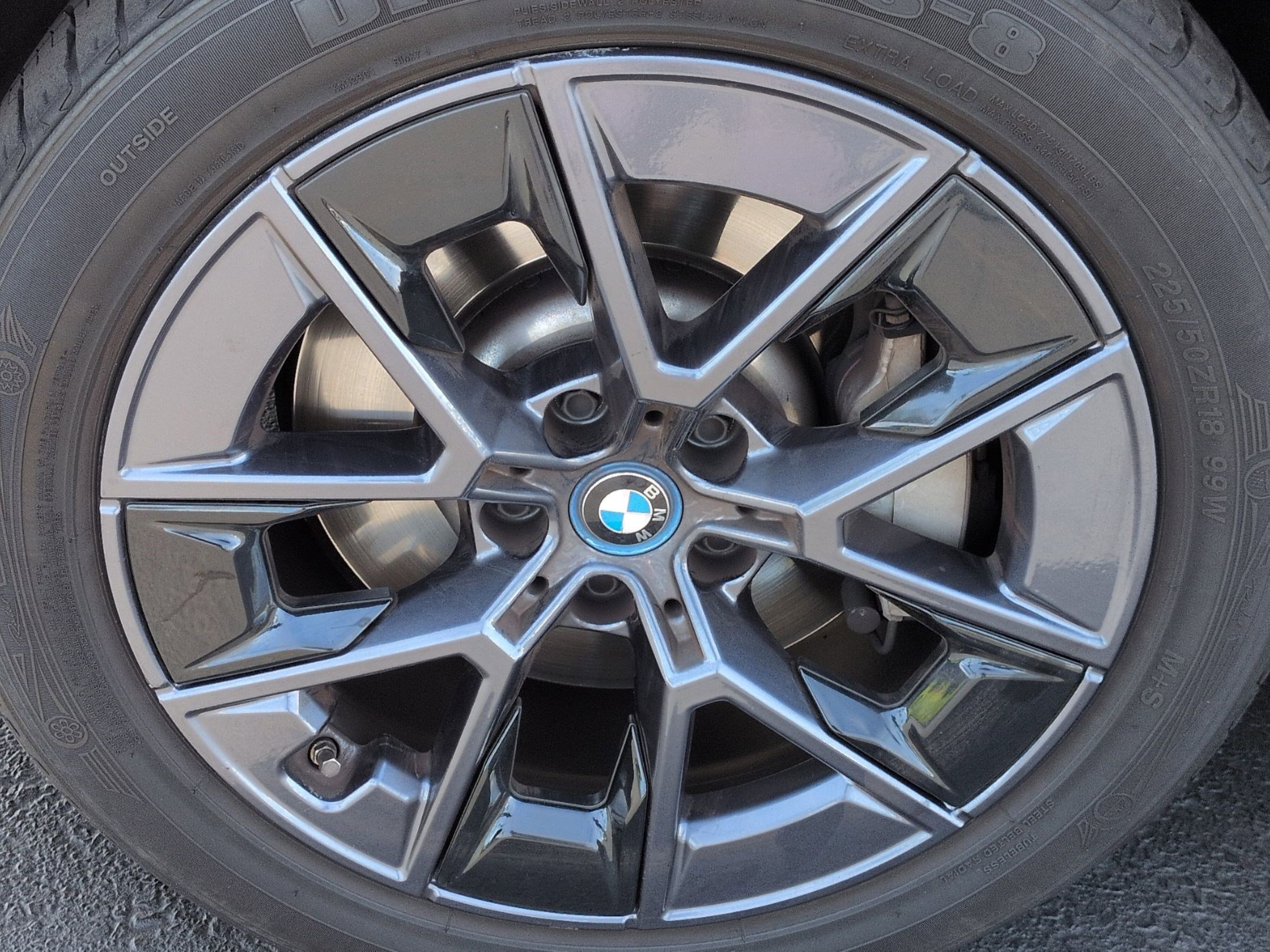 Certified 2023 BMW i4 eDrive35 image 13