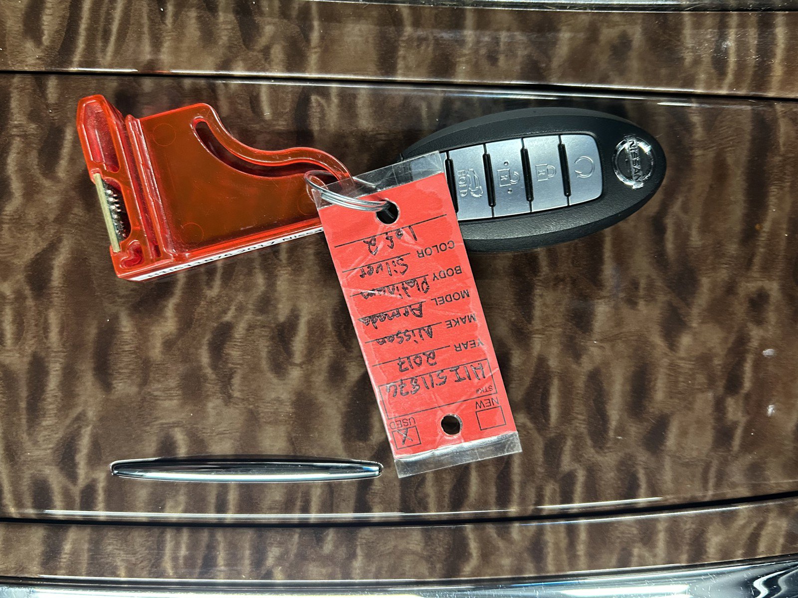 Used 2017 Nissan Armada Platinum image 39