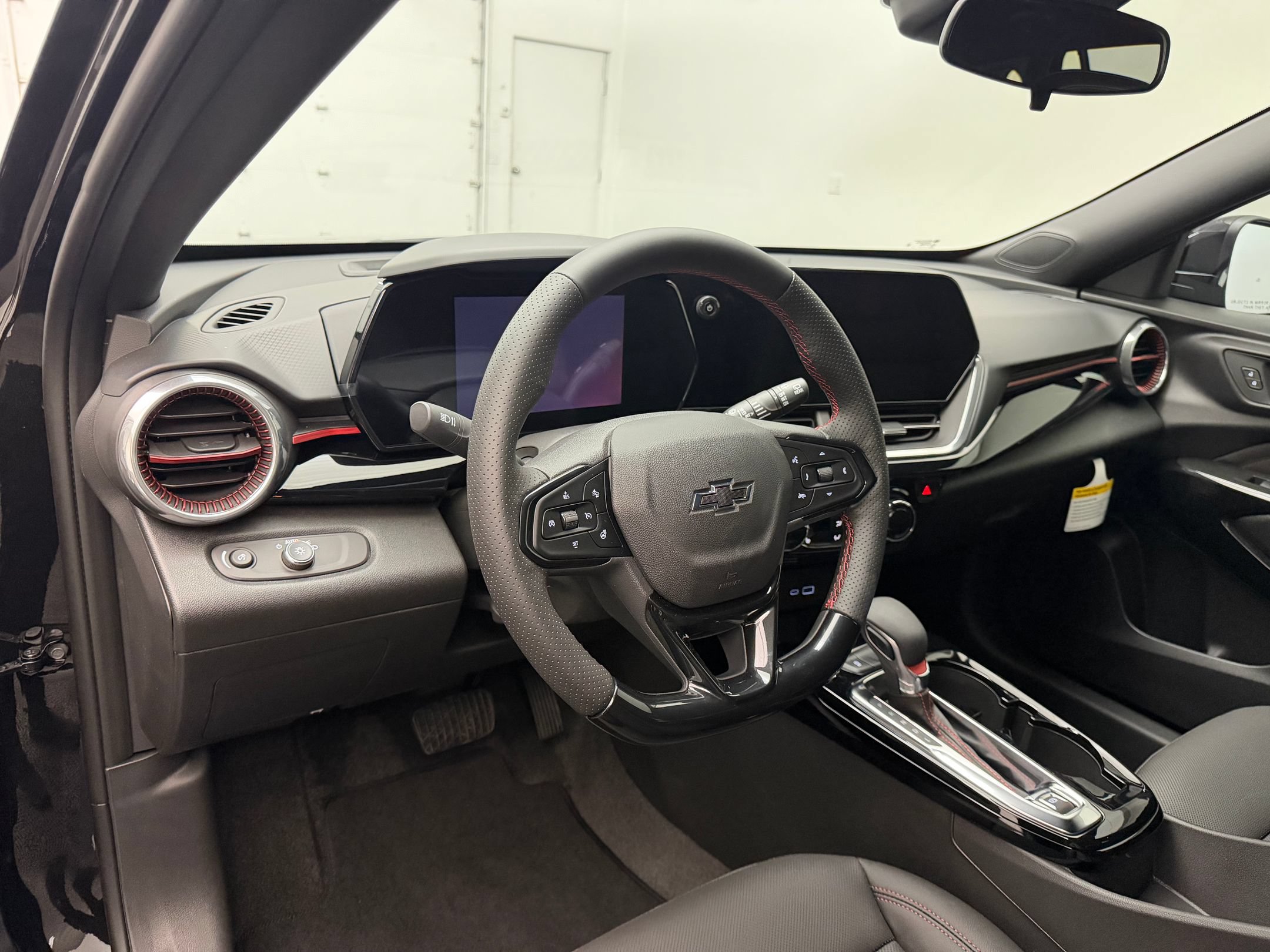 New 2026 Chevrolet Trax RS w/ Driver Confidence Package FWD image 4