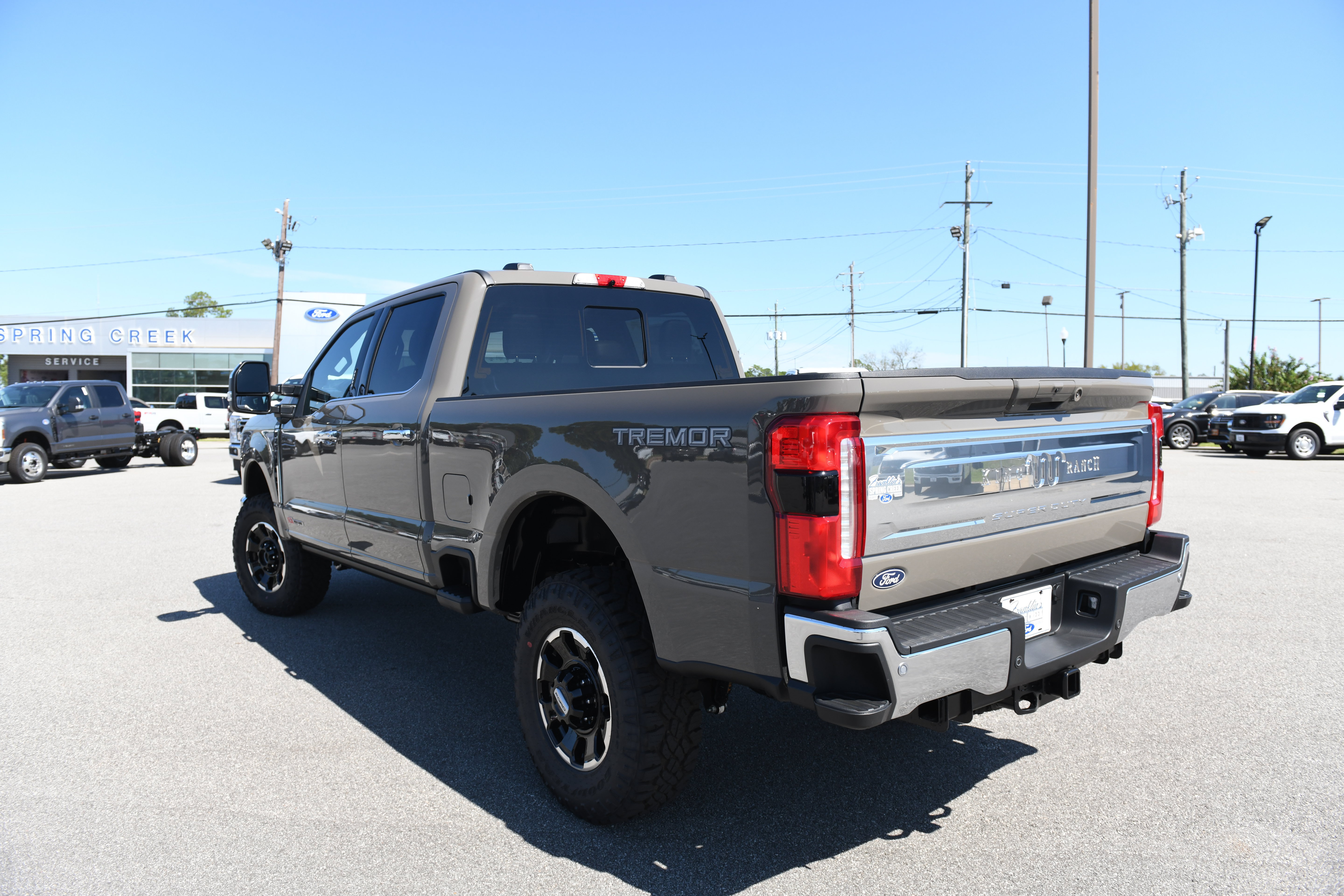 New 2027 Ford F250 King Ranch w/ Tremor Off-Road Package AWD/4WD image 7