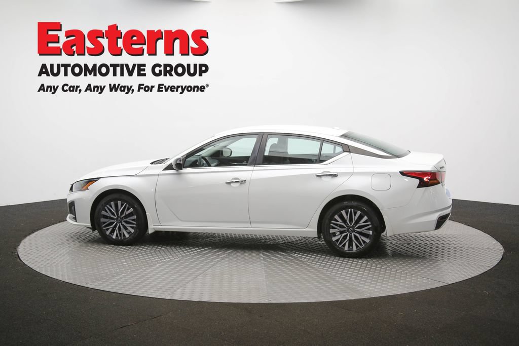 Used 2023 Nissan Altima 2.5 SV AWD/4WD image 46