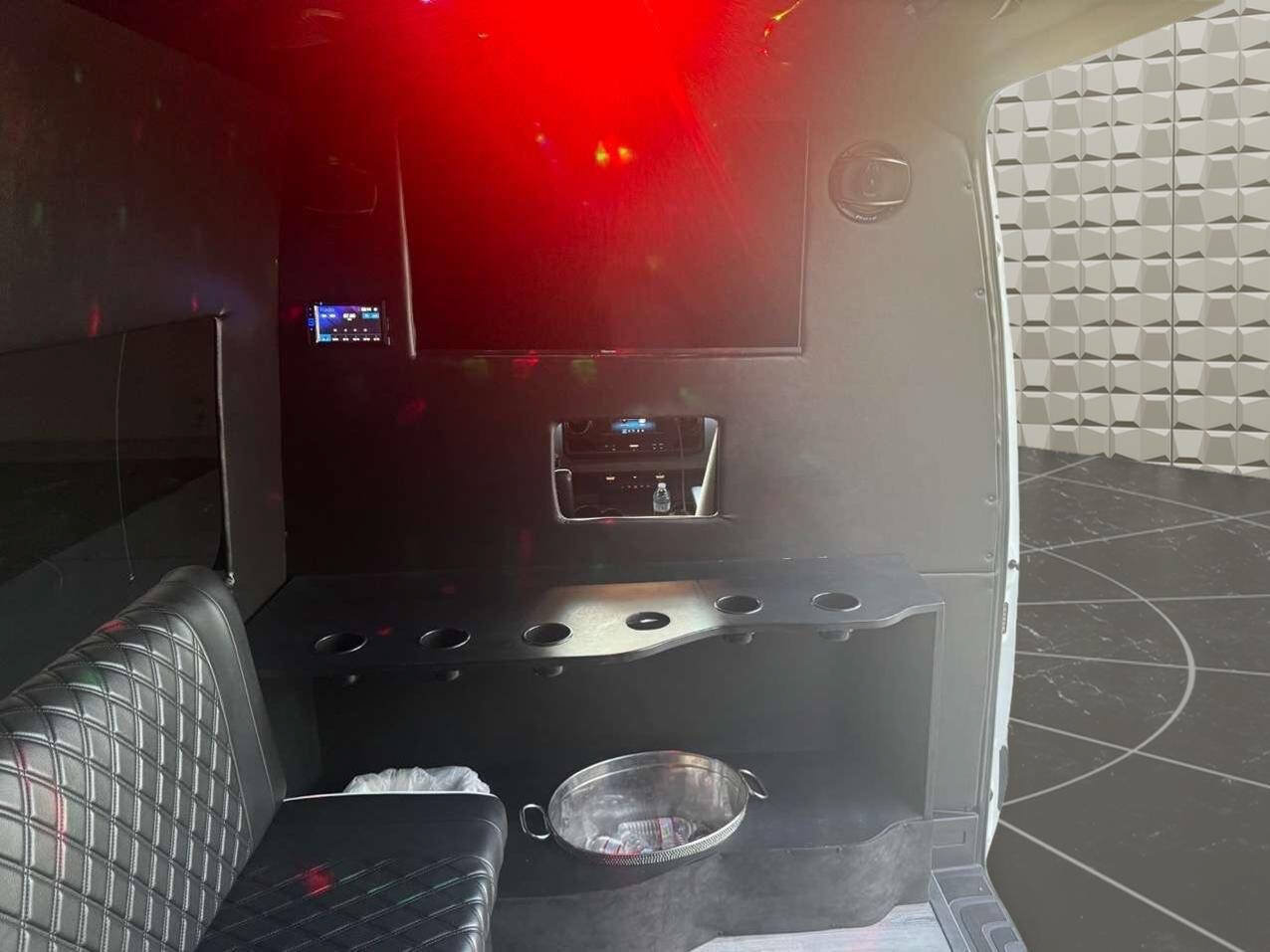 Used 2020 Mercedes-Benz Sprinter 3500 image 36