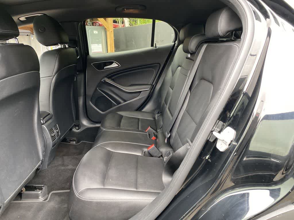 Used 2018 Mercedes-Benz GLA 250 4MATIC image 17