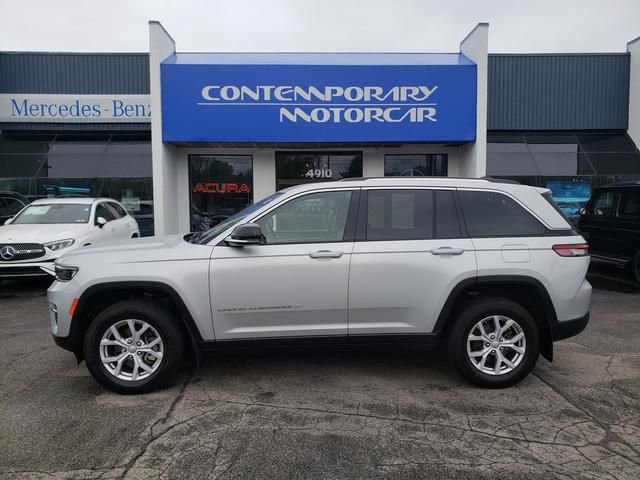 Used 2022 Jeep Grand Cherokee Limited image 1