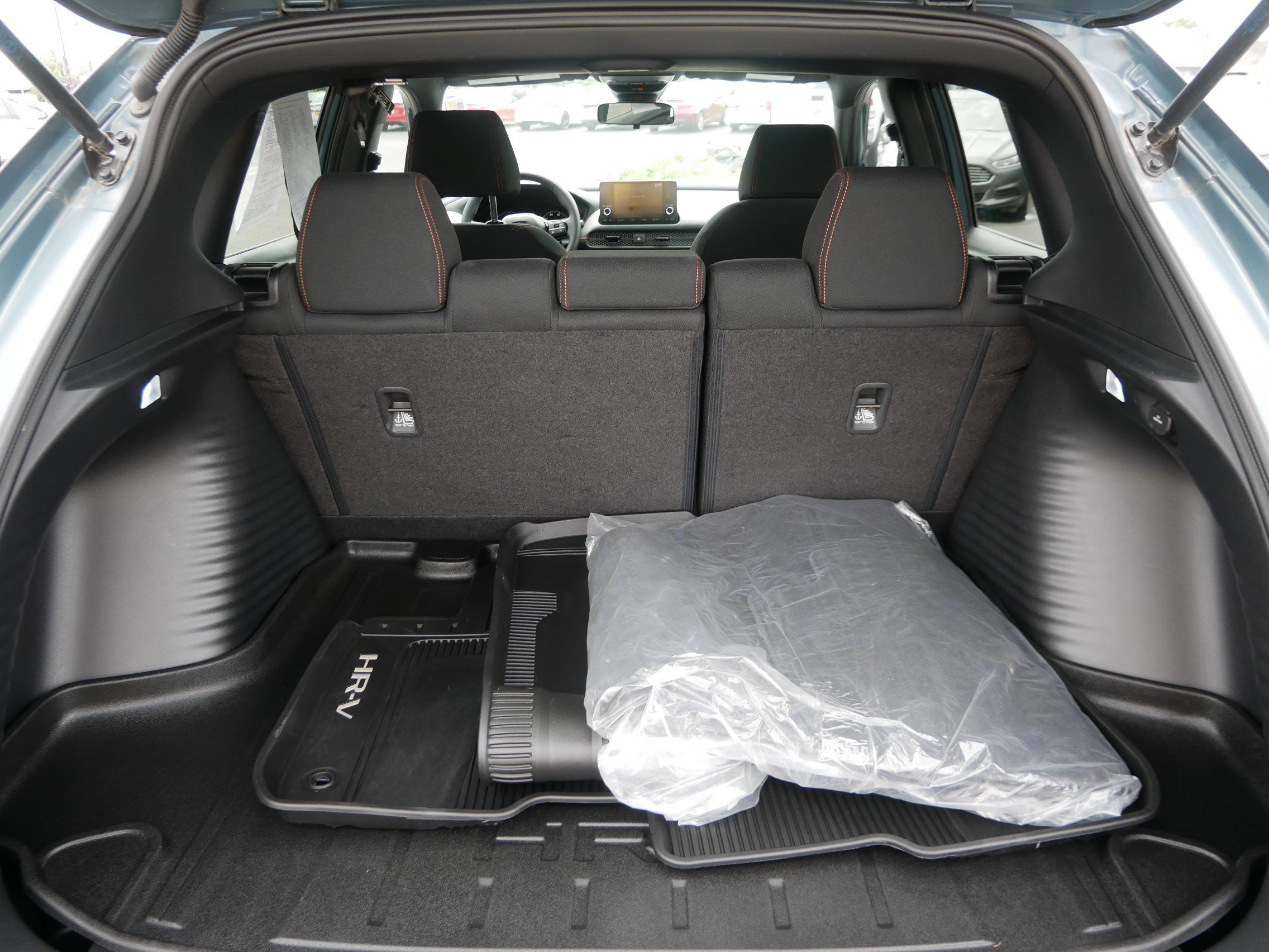 Used 2024 Honda HR-V Sport image 18