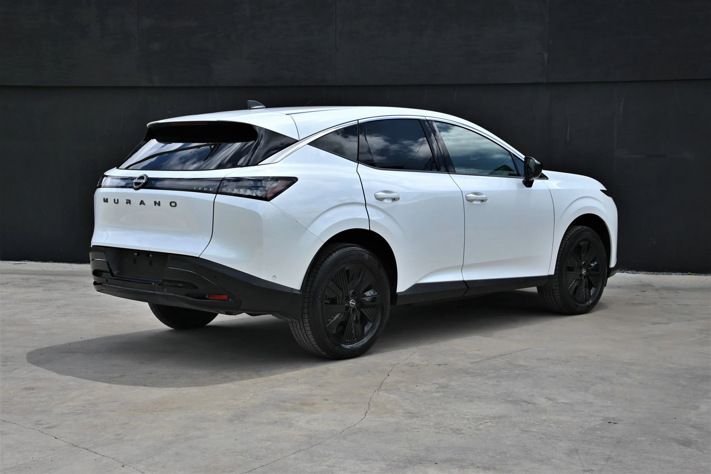 Used 2025 Nissan Murano SV FWD image 6