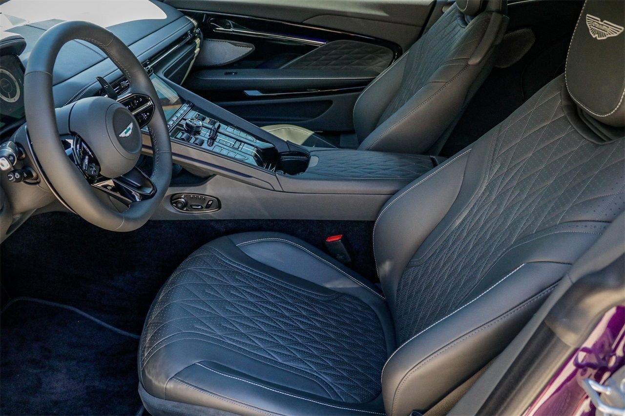 Used 2024 Aston Martin DB12 Coupe image 17