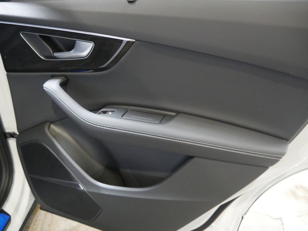 New 2026 Audi Q7 Premium Plus image 30