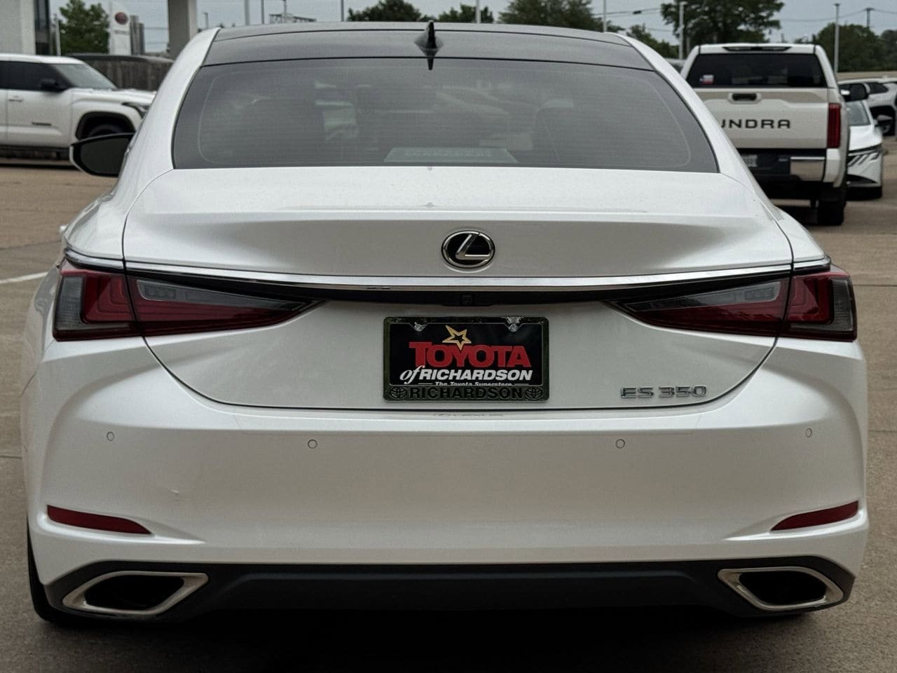 Used 2023 Lexus ES 350 w/ Premium Package FWD image 5
