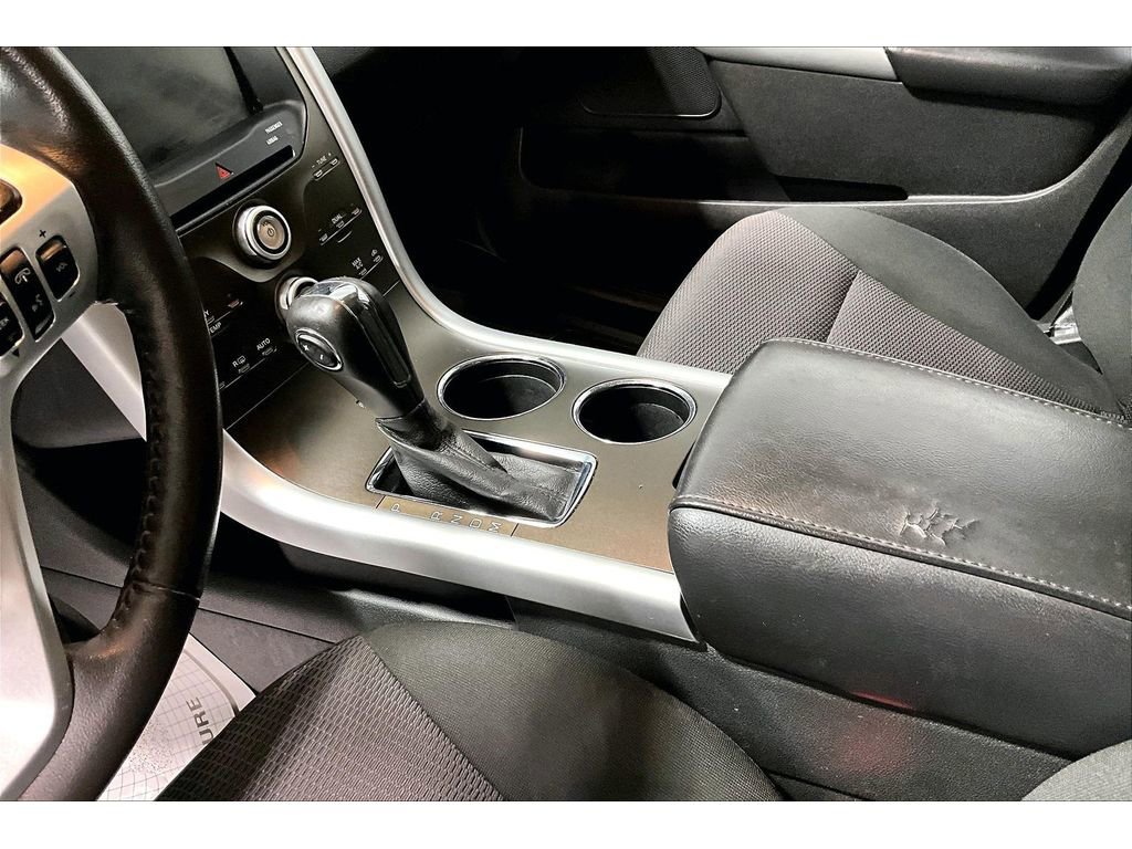 Used 2012 Ford Edge SEL FWD image 18